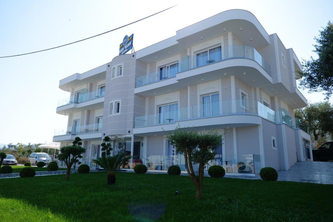 Blue Water Hotel Ksamil Exterior photo