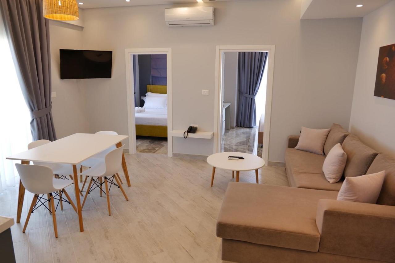 Blue Water Hotel Ksamil Exterior photo
