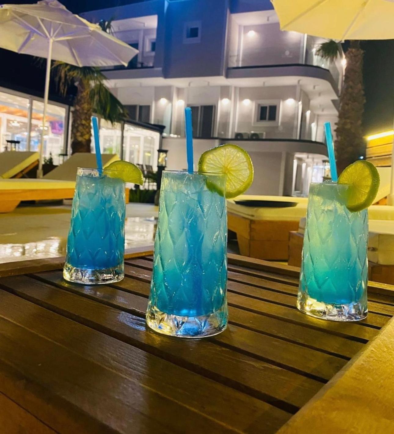Blue Water Hotel Ksamil Exterior photo
